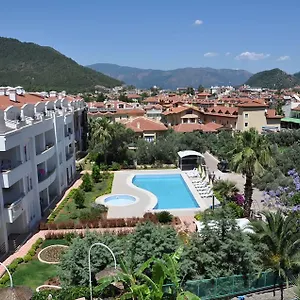 Otel Celik, İçmeler
