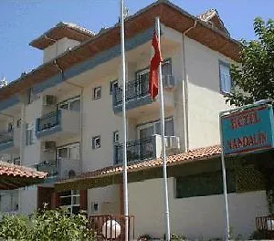 Otel Mandalin, İçmeler