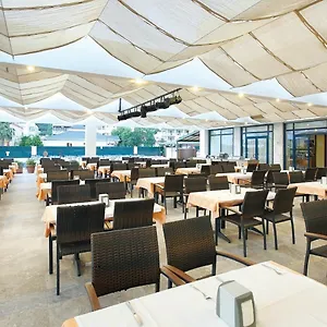 Otel Idas Club, İçmeler
