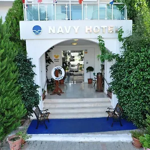 Otel Navy, İçmeler